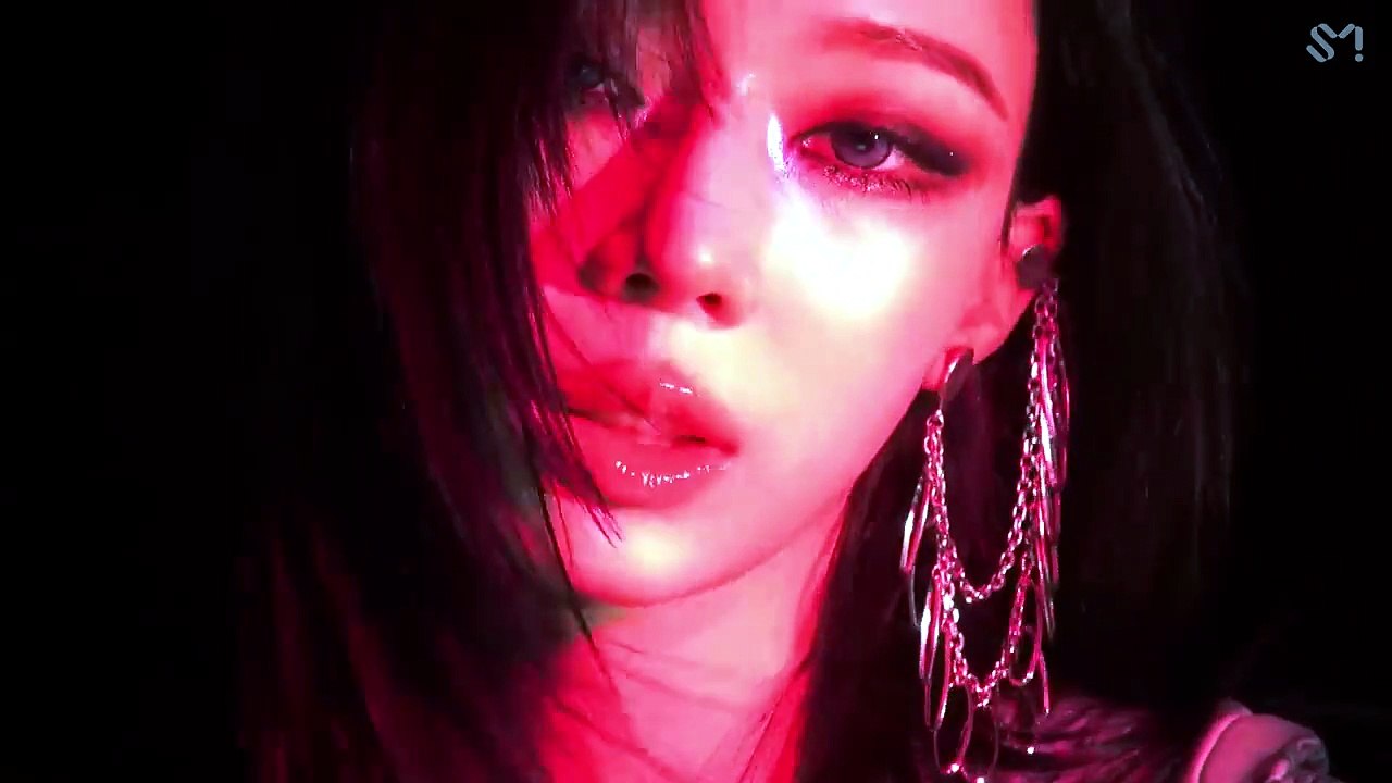 aespa 에스파 'WDA (Whole Different Animal) (Feat. G-DRAGON)'