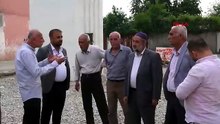 Batman'da ilginç görüntü: Yarım asırlık cami yıkıldı, geriye sadece minaresi kaldı!