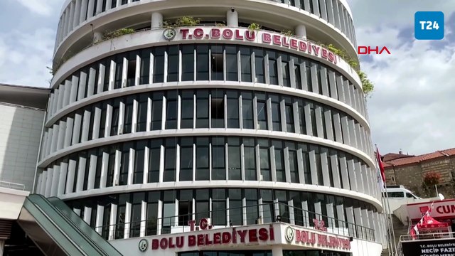 Bolu Belediyesi'ne operasyon: Jandarma ekipleri binada arama yapıyor!