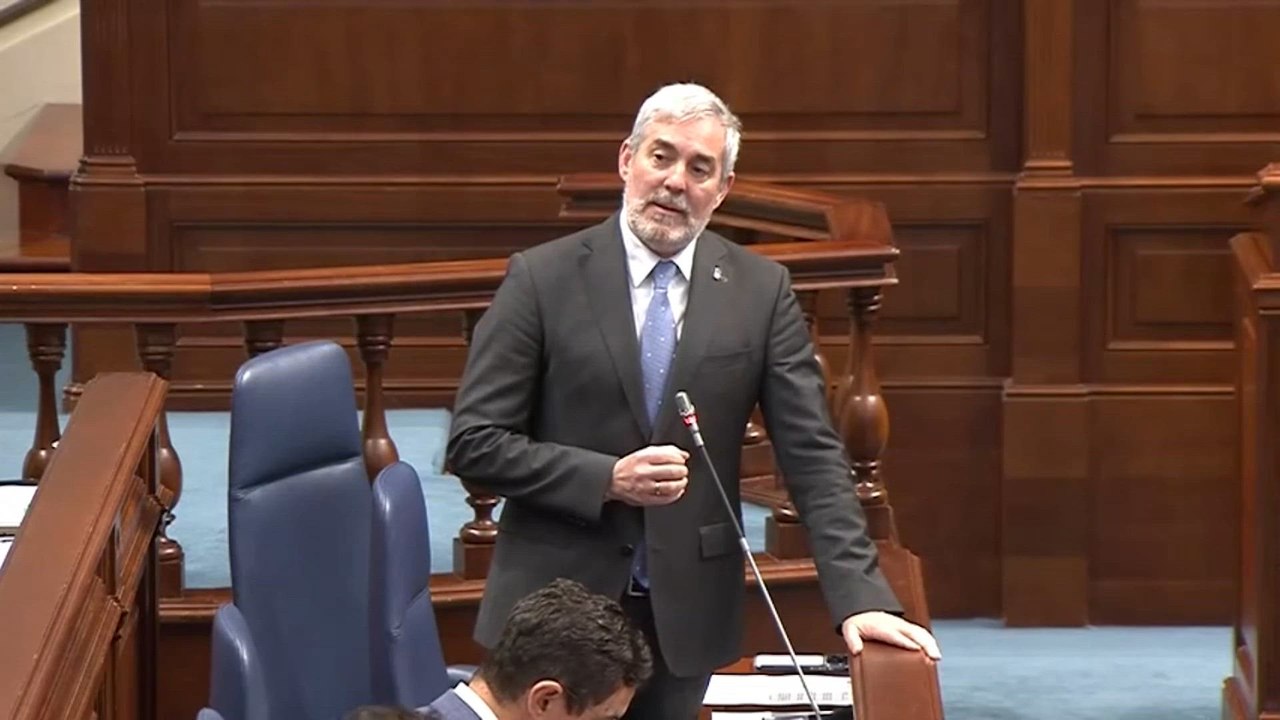 Clavijo acusa al gobierno de ocultar contagios