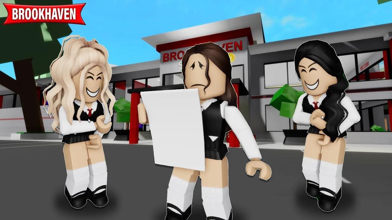 Moquée à l'école car elle ne savait pas lire, elle devient médecin | Histoires Brookhaven RP Roblox