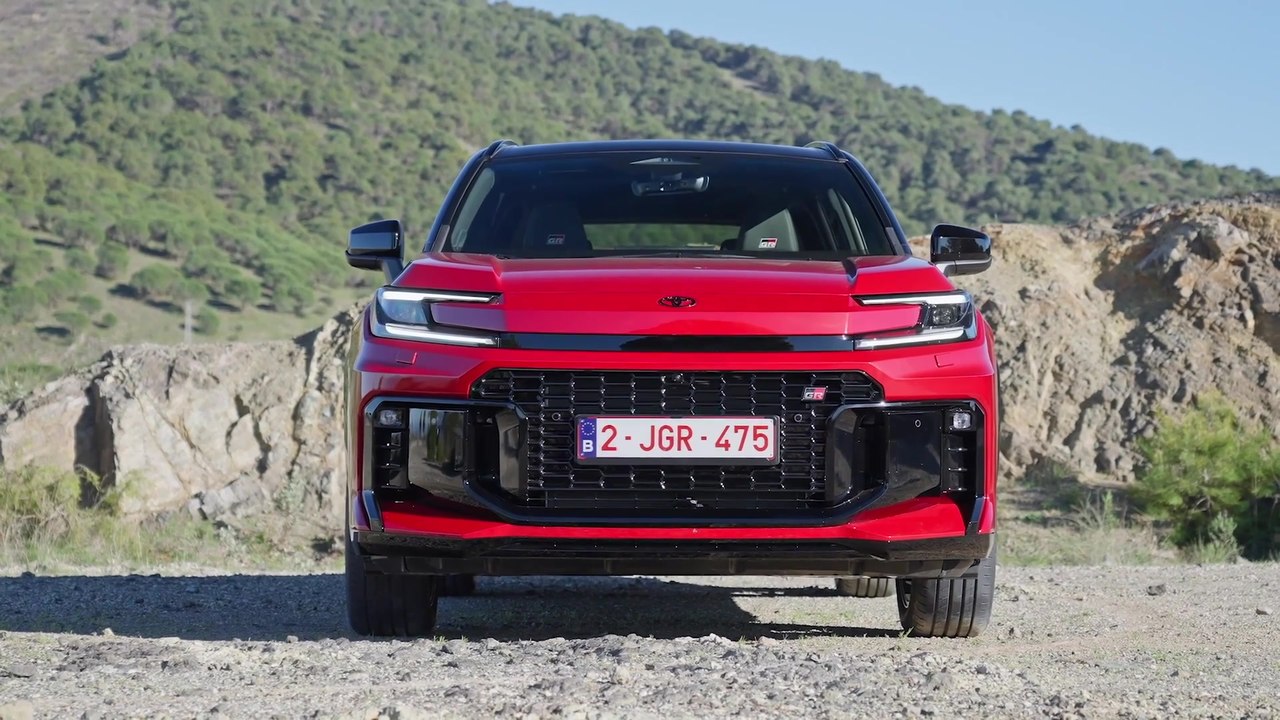 2026 Toyota RAV4 HEV Exterior Design in Emotional Red