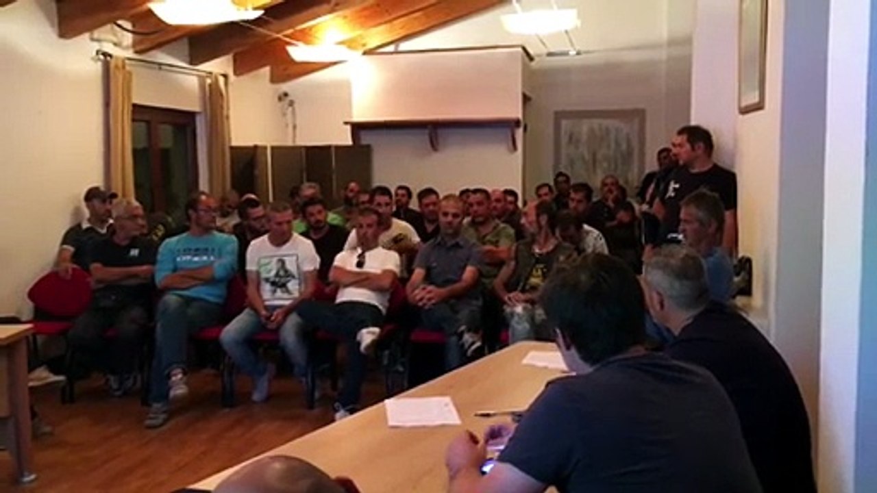 Cabras: la protesta dei ricciai del Sinis che chiedono alla Regione di modificare il calendario che regola la raccolta della risorsa