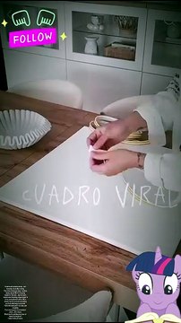 Blank Canvas to Stunning Wall Art | Easy DIY Painting Idea #CanvasArt #DIYWallArt #PaintingIdeas #HomeDecor #AbstractArt #CreativeDIY #ArtInspiration #HomeMakeover #BudgetDecor #ModernArt #CraftlyDIY