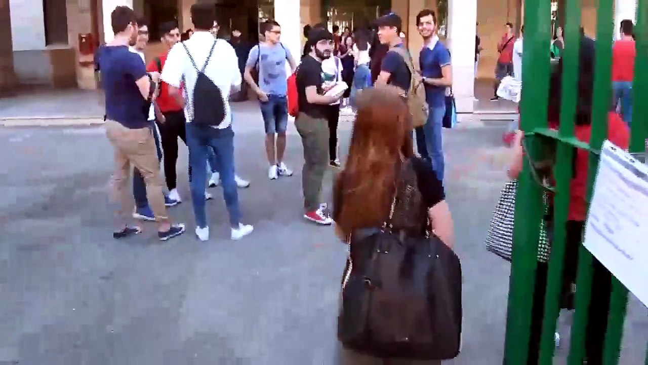 MATURITÀ, OGGI LA PROVA DI ITALIANO: IMPEGNATI 12.500 STUDENTI SARDI