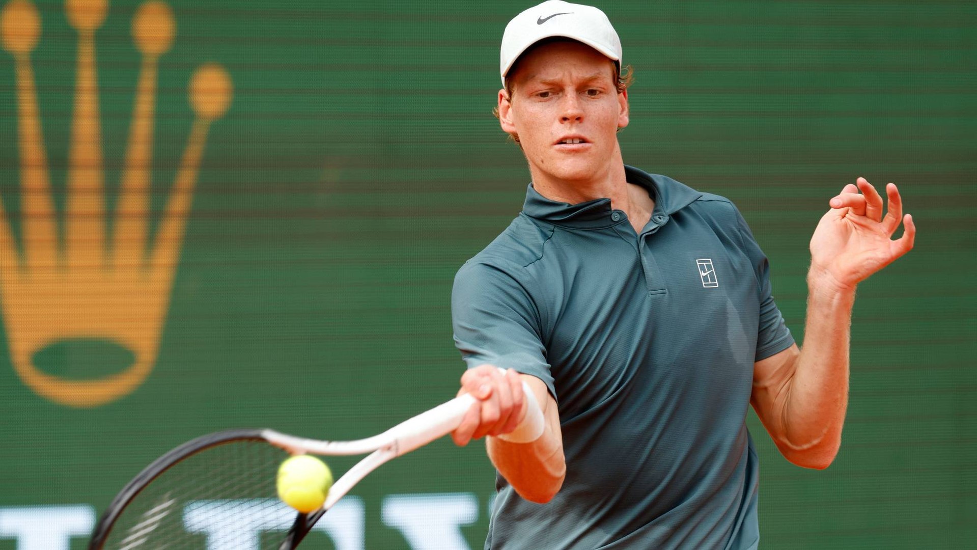 Sinner le saca los colores a Zverev y va a por el título y el número uno