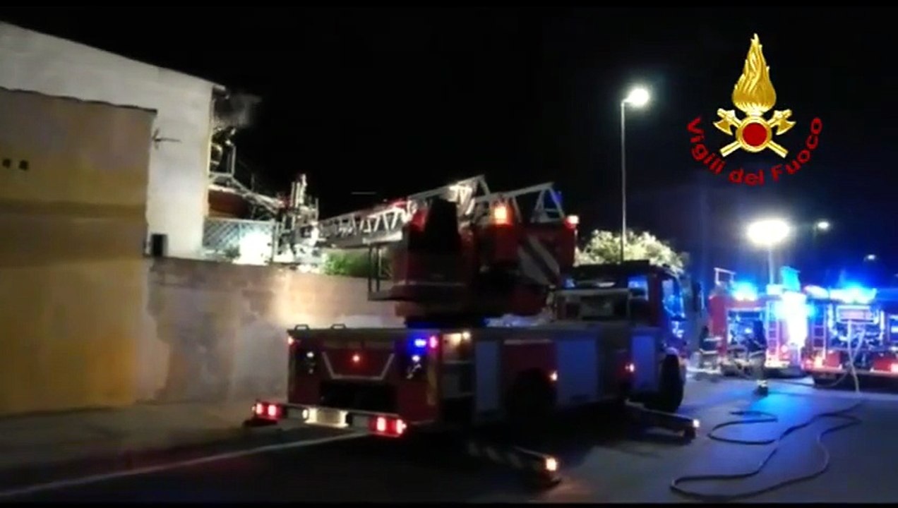 Fiamme in un appartamento, paura a Selargius