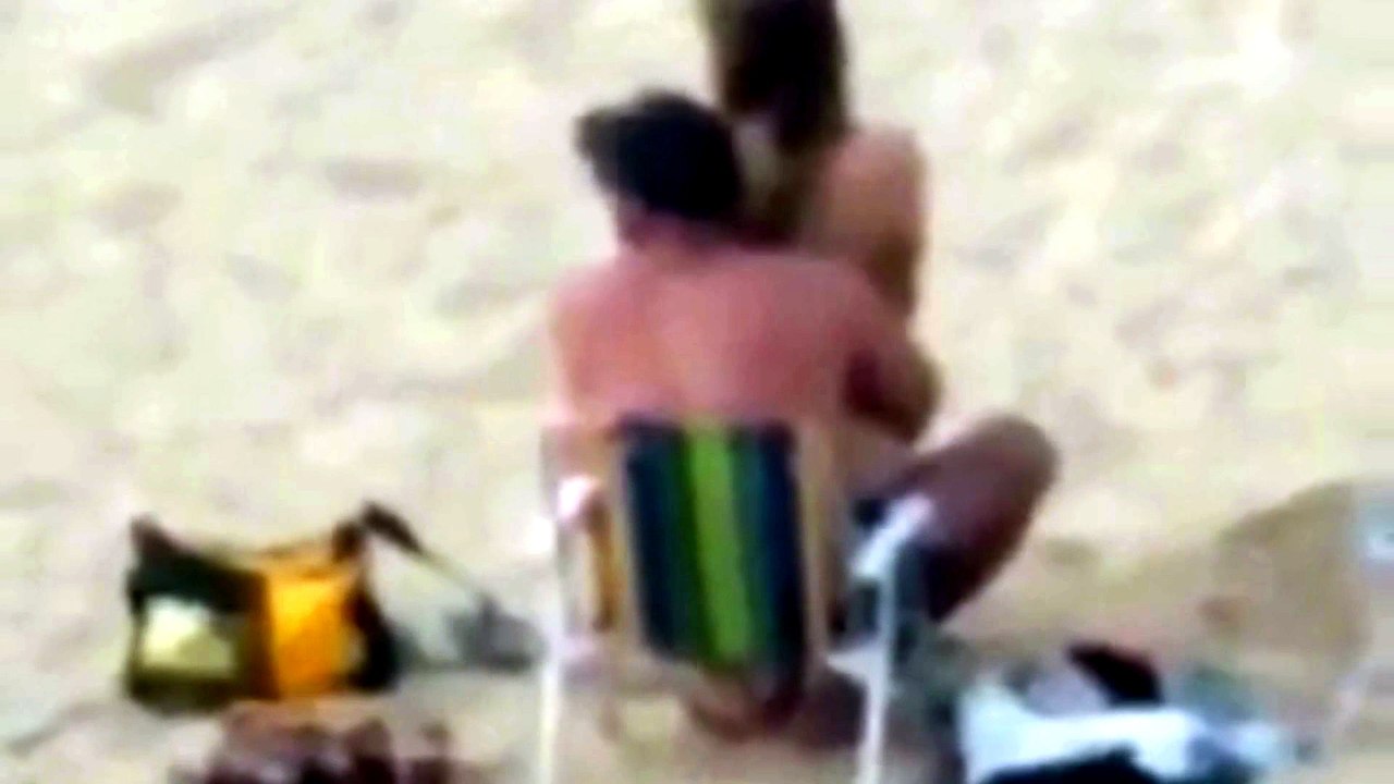 Casal é flagrado fazendo sexo na Praia Brava em Itajaí