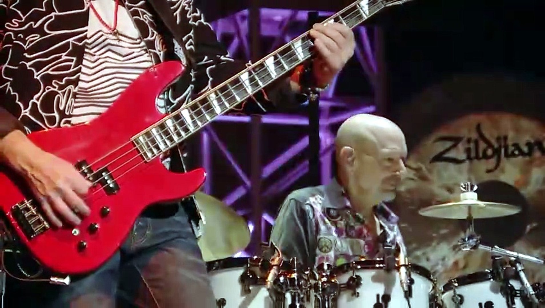 Keep On Runnin' - Journey (live) - video Dailymotion