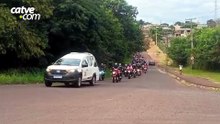 Motoboys fazem buzinaço em homenagem a colega morto em acidente em Cascavel