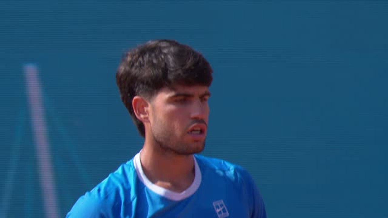 Monte-Carlo - Alcaraz rejoint Sinner en finale, fin du rêve pour Vacherot