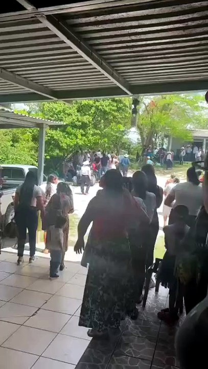 Llegan cuerpos de jóvenes hondureños ahogados en El Salvador