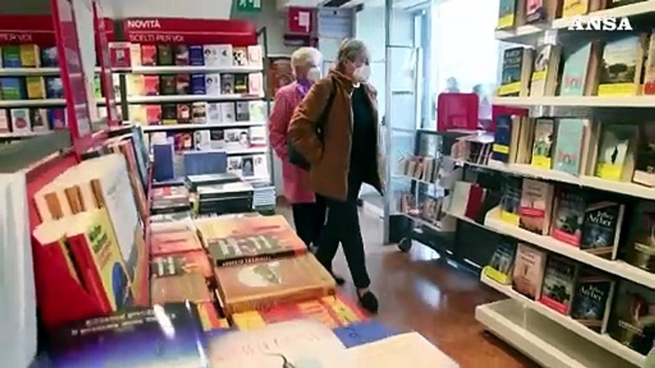 A Milano si leggono più libri che nel resto d'Italia