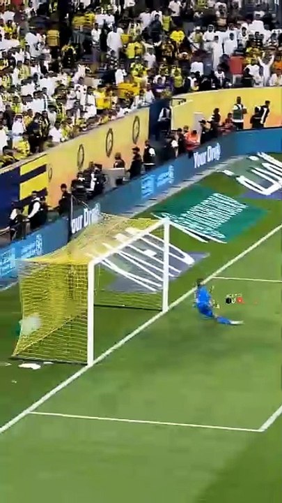 Cristiano Ronaldo 967th GOAL against Al Najma ❤️🐐 #CR7IR #CristianoRonaldo #Football #RonaldoHighlights #GOAT #CR7 🐐 Saudi Pr