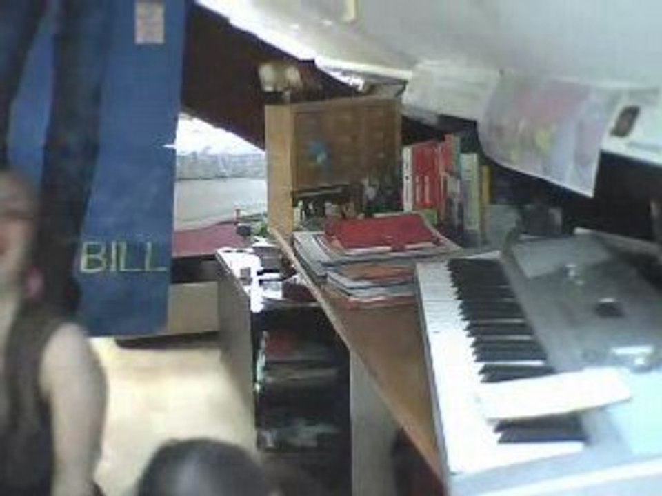 Des CoNnErIes, DeS cOnNeRiEs, DeS cOnNeRiEs