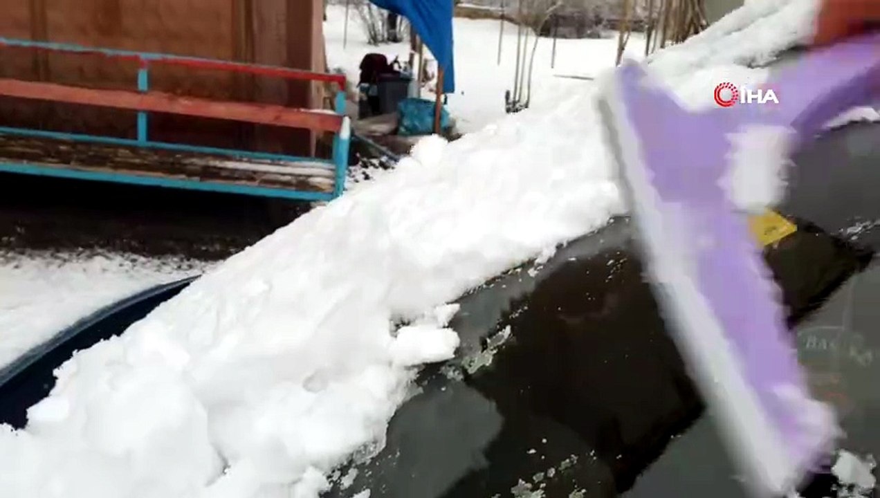 Van'da nisan ayında kar yağışı