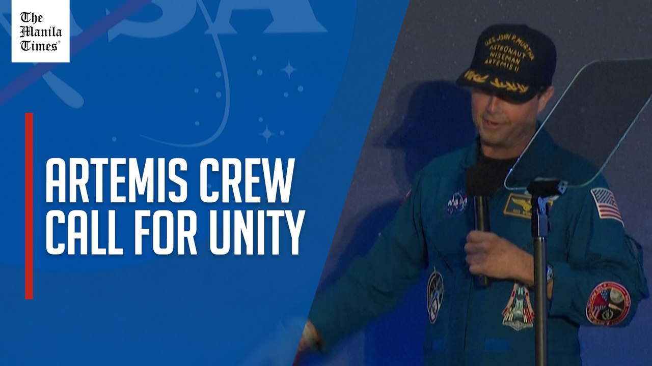Artemis crew urges unity on 'lifeboat' Earth