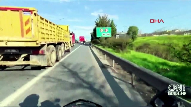 Kadına şiddet bu kez de motosiklette: Seyir halindeyken ölümden döndü!