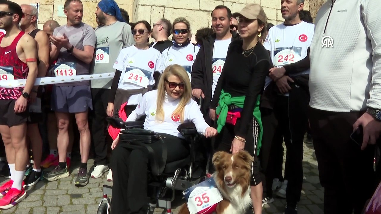 Bursa'da 18. Uluslararası Tarihi Kent Koşusu yapıldı | Ajansspor | AA