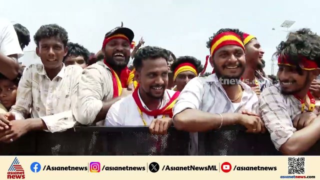 ദളപതി വിജയ് വരും, സീറ്റ് പിടിക്കും; ഉത്സവലഹരിയിൽ വിജയ് ആരാധകരും പ്രവർത്തകരും