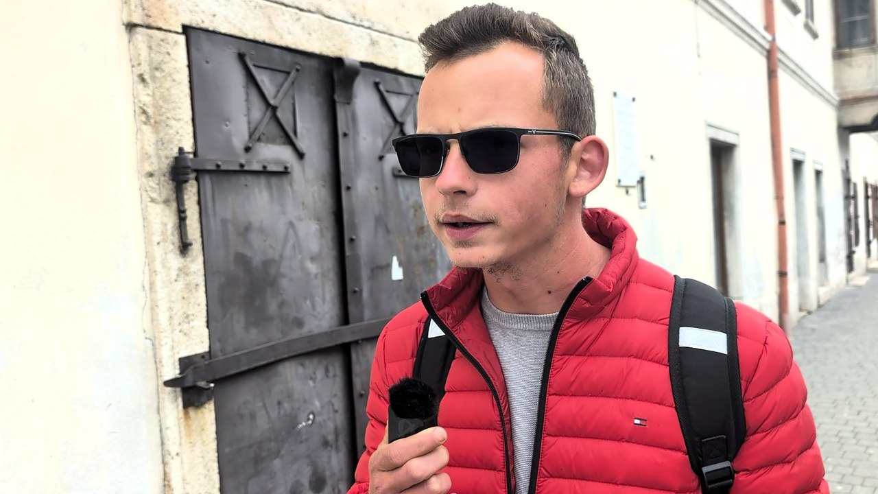 Nichtwähler: 'Habe ein Problem mit Fidesz, aber mit Tisza auch'