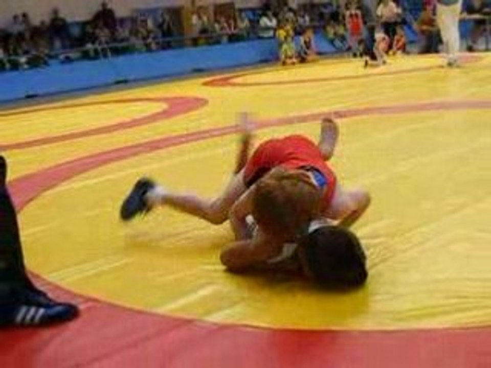 teo girot competition de lutte a urville nacqueville