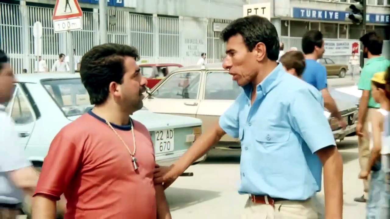 Sarı Mercedes - Kesilen Sahneler