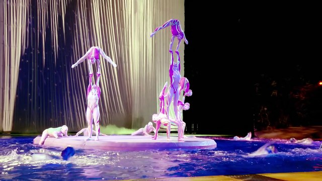 60-MINUTE SPECIAL #1 Cirque du Soleil KURIOS – Cabinet of Curiosities, ‘’O’’ and LUZIA