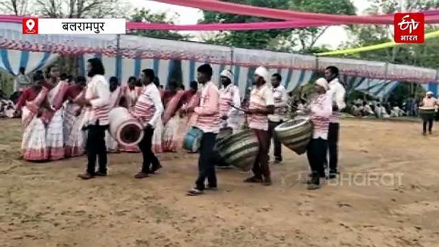 उरांव समाज ने पारंपरिक रुप से मनाया सरहूल पर्व, प्रकृति को मानते हैं आराध्य