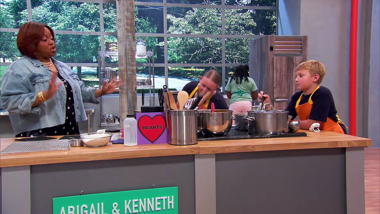 Baking Championship Next Gen S01E09 Cakes to Mo...
