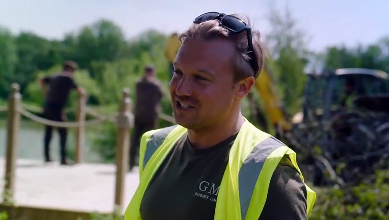 Vinnie Jones in the Country S03E01 Building a Legacy