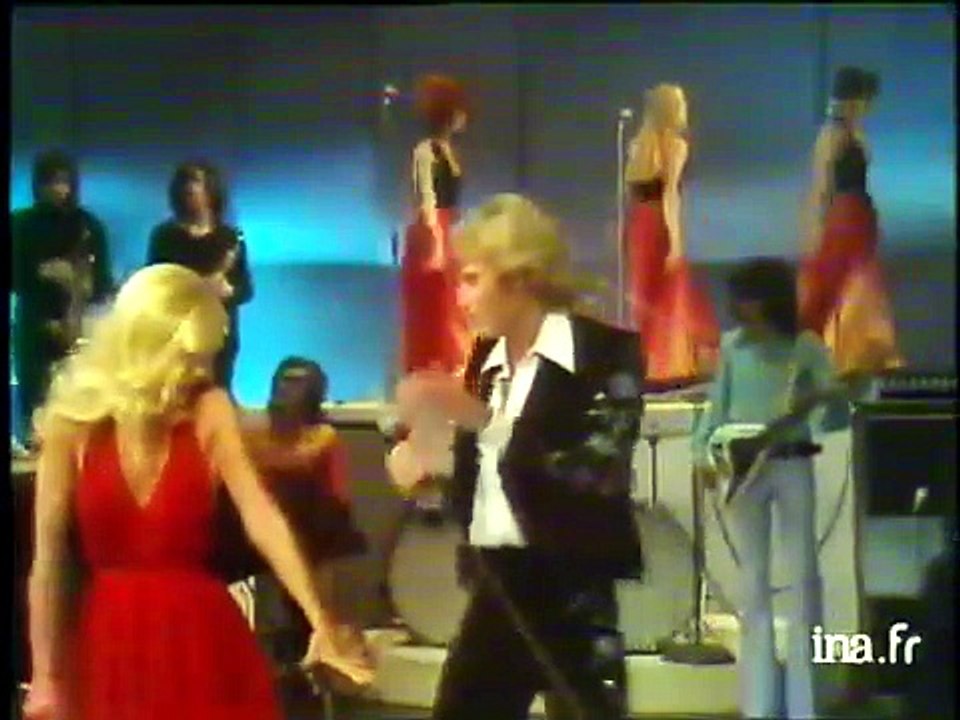 1973 - Johnny Hallyday - “Te Tuer d’Amour” en Duo avec Sylvie Vartan (Ouverture de “Cadet Rousselle”, 2ème Chaîne, 14 Juin)