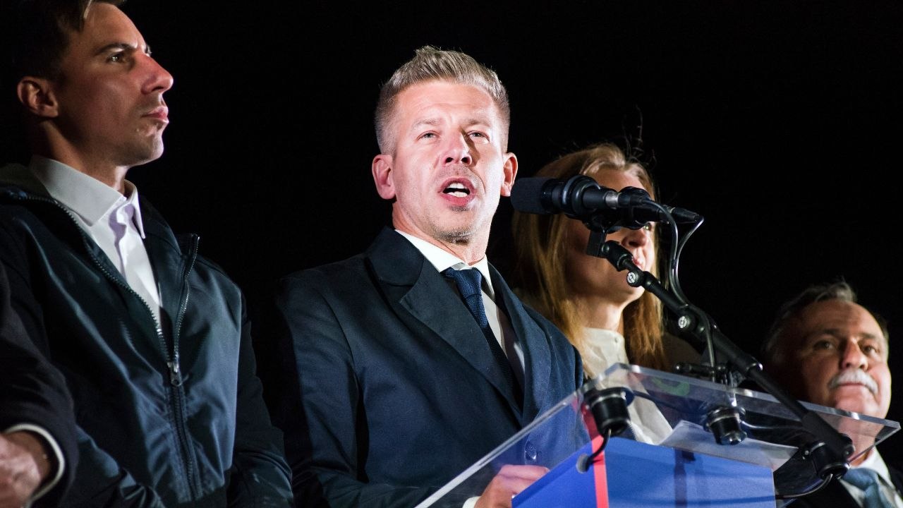 Péter Magyar promete una Hungría europea y humana