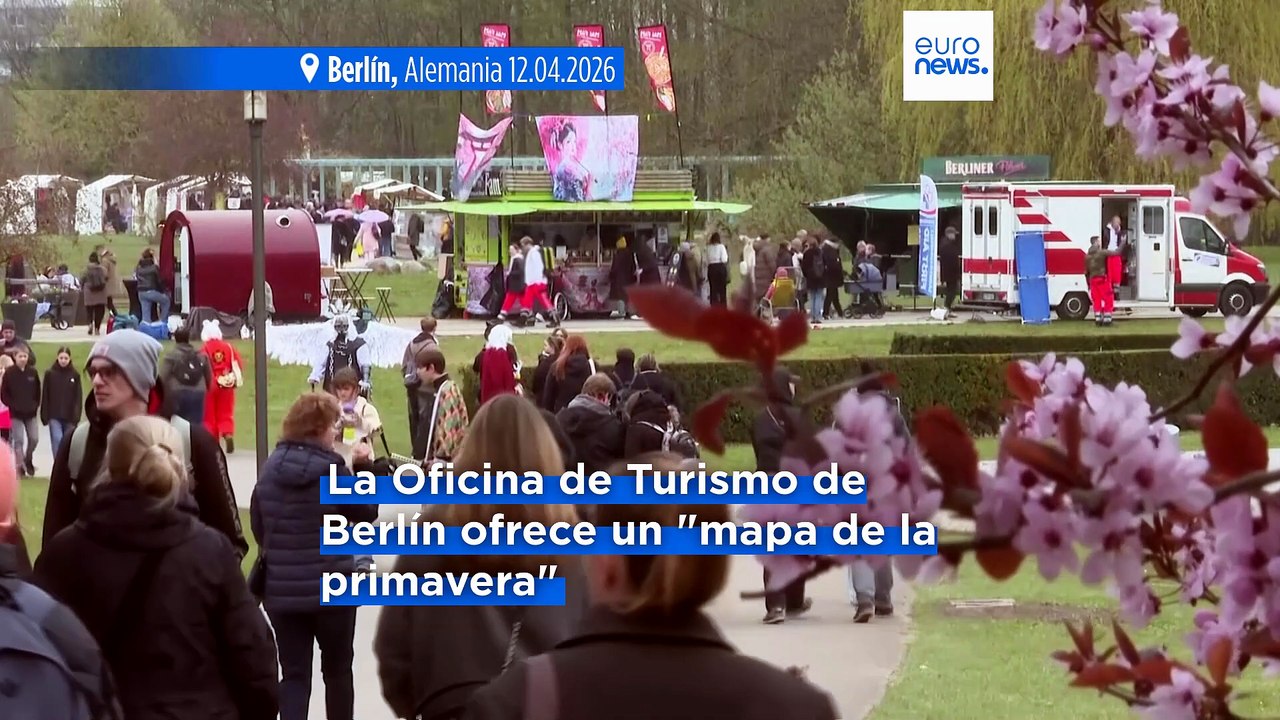 El Festival de los Cerezos en Flor de Berlín at...