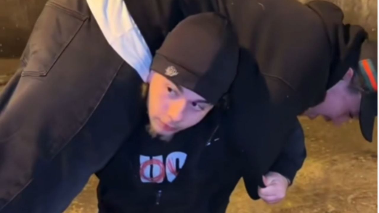 Short Individual Lifts a Young Man Weighing 130 KG