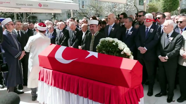 Eski TBMM Başkanı Hüsamettin Cindoruk son yolculuğuna uğurlandı