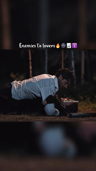Enemies in love 😻