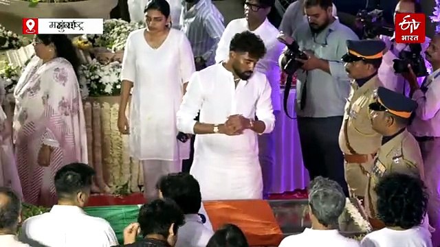 WATCH: आशा भोसले की अंतिम विदाई, मोहम्मद सिराज को देख फूट-फूटकर रोने लगीं दिवंगत गायिका की पोती