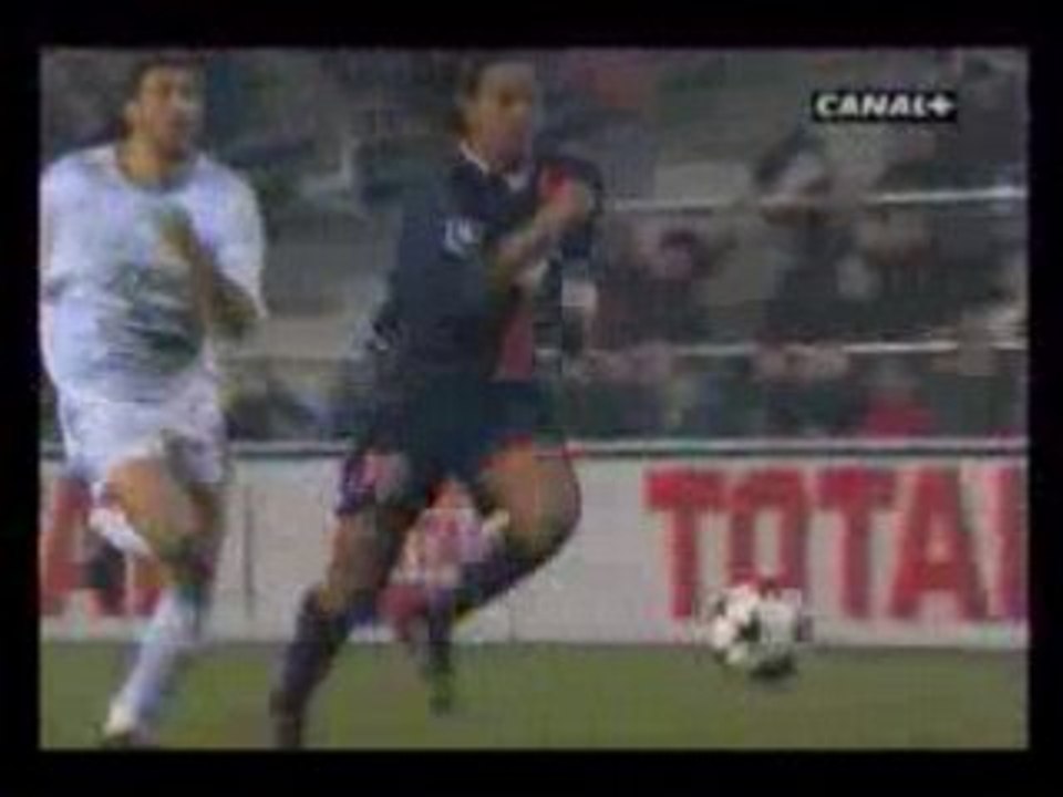 OM-PSG (0-3) Ronaldinho_2eme but (02-03)