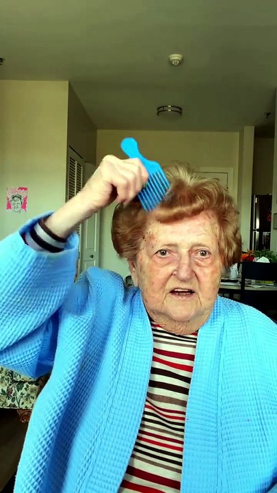 im going on a date with the new guy at the nursing home. Thanks @Duolingo for helping me flirt in another language #DuolingoPartner