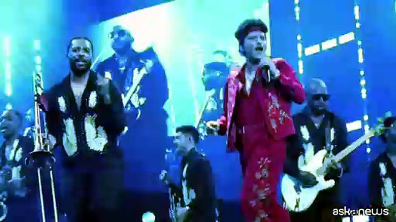 Il tour mondiale di Bruno Mars parte da Las Vegas con doppio sold-out