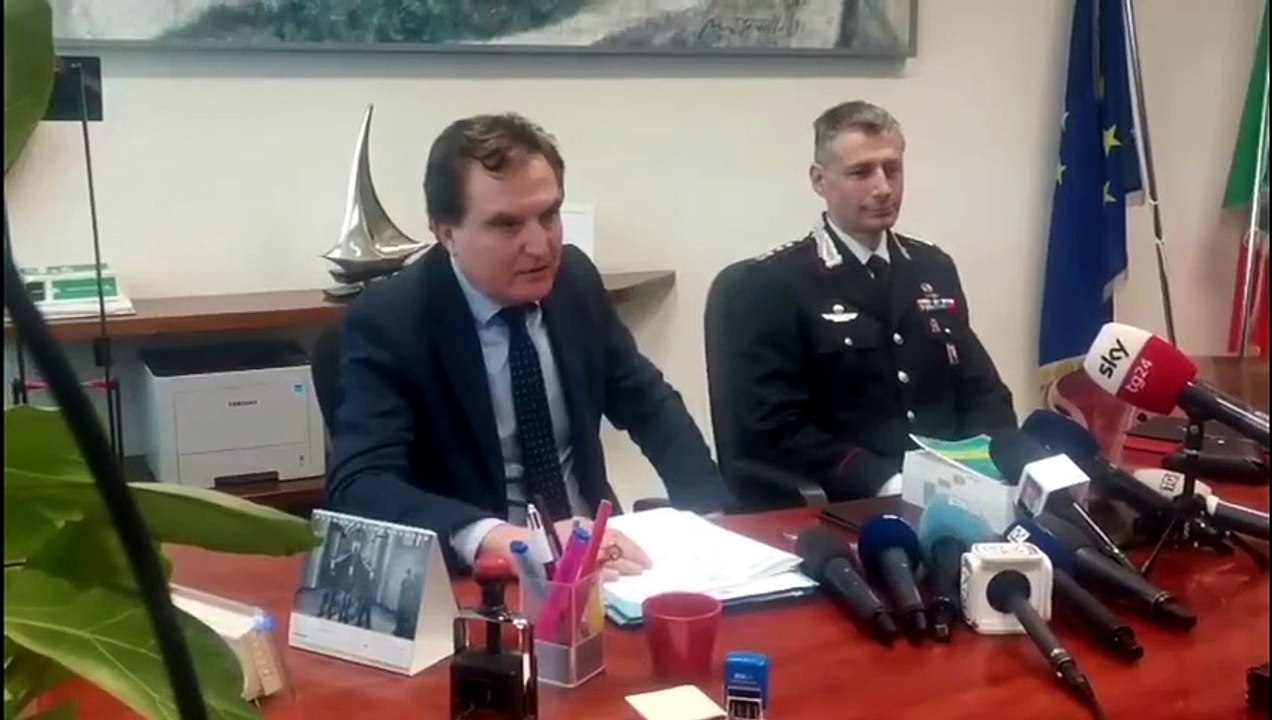 Omicidio di Massa, il procuratore: "Giacomo Bongiorni colpito anche mentre era a terra"