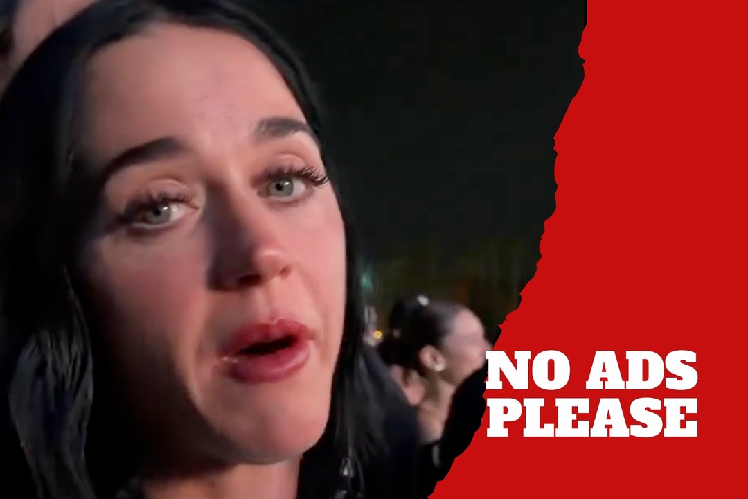 Katy Perry bromea durante el show de Justin Bieber en Coachella