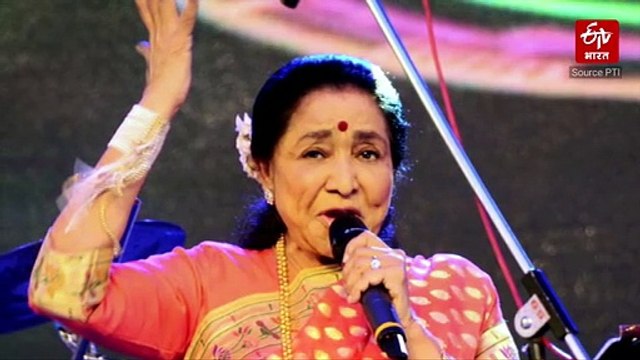 पार्श्व गायिका आशा भोसले: एक मधुर आवाज के पीछे छिपी पाक कला की उस्ताद