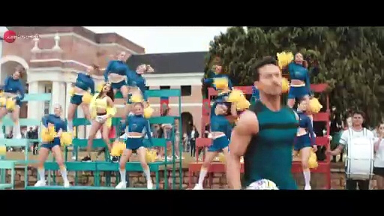 Jatt_Ludhiyane_Da_–_Student_Of_The_Year_2___Tiger_Shroff,_Tara__u0026_Ananya__Vishal__u0026_Shekhar__Payal_Dev(1080p)