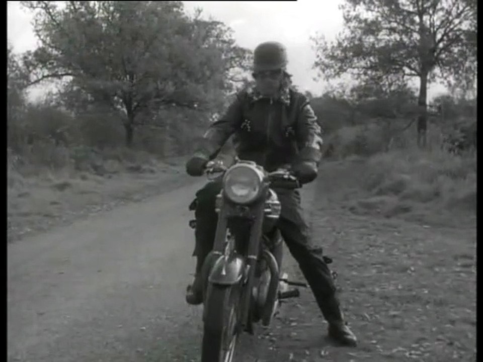 Chapeau Melon et Bottes de Cuir VF 1969 Ep Les Chevaliers de la Mort (The Danger Makers)