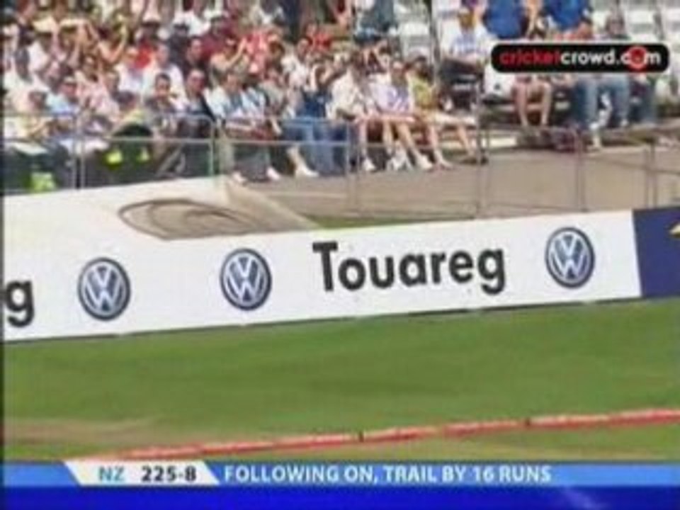 E-NZ, T3, D4_to_DivX_clip0