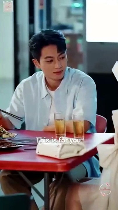 لم تكن يوما ضعيفة بل كانت دوما صاحبة القرار ترجمه انجليزيه