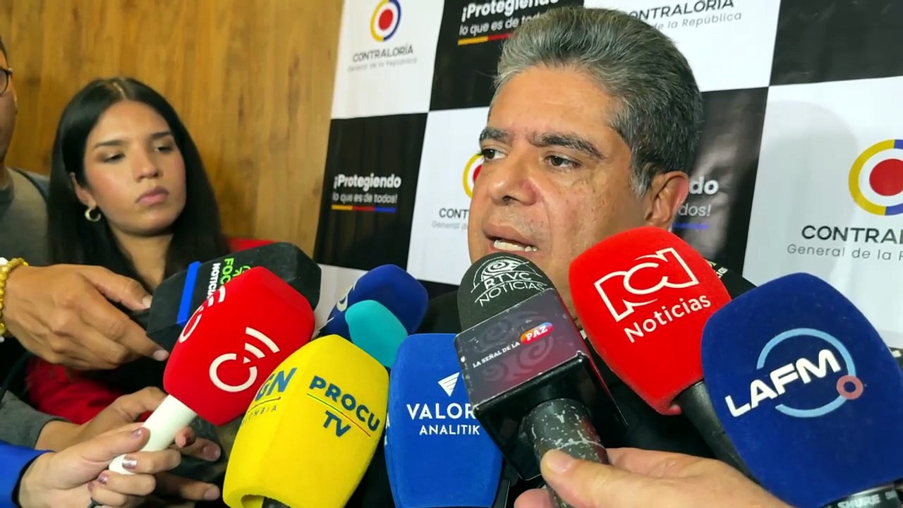 Contralor, Carlos Hernán Rodríguez