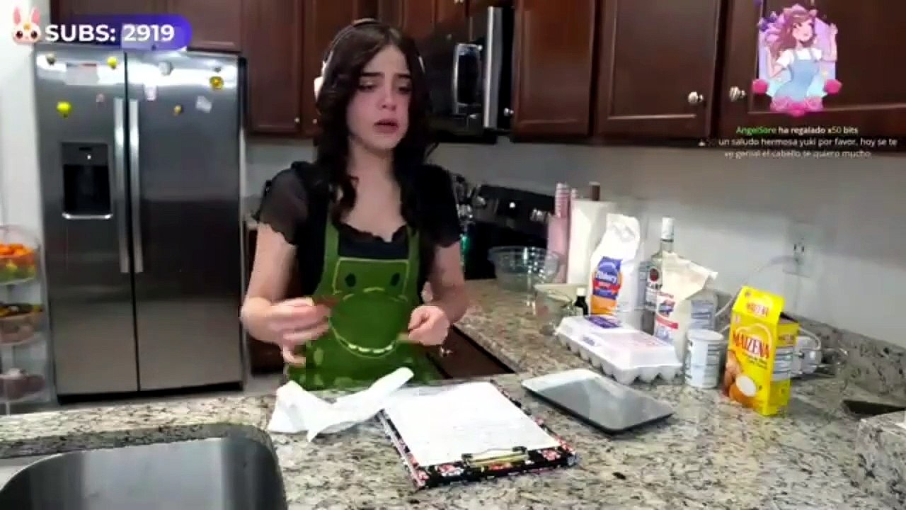 Cocinando una rica panetela borr--acha p1